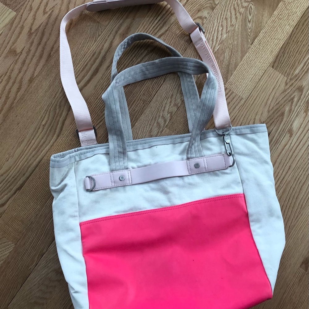 Lululemon Urban Oasis Tote